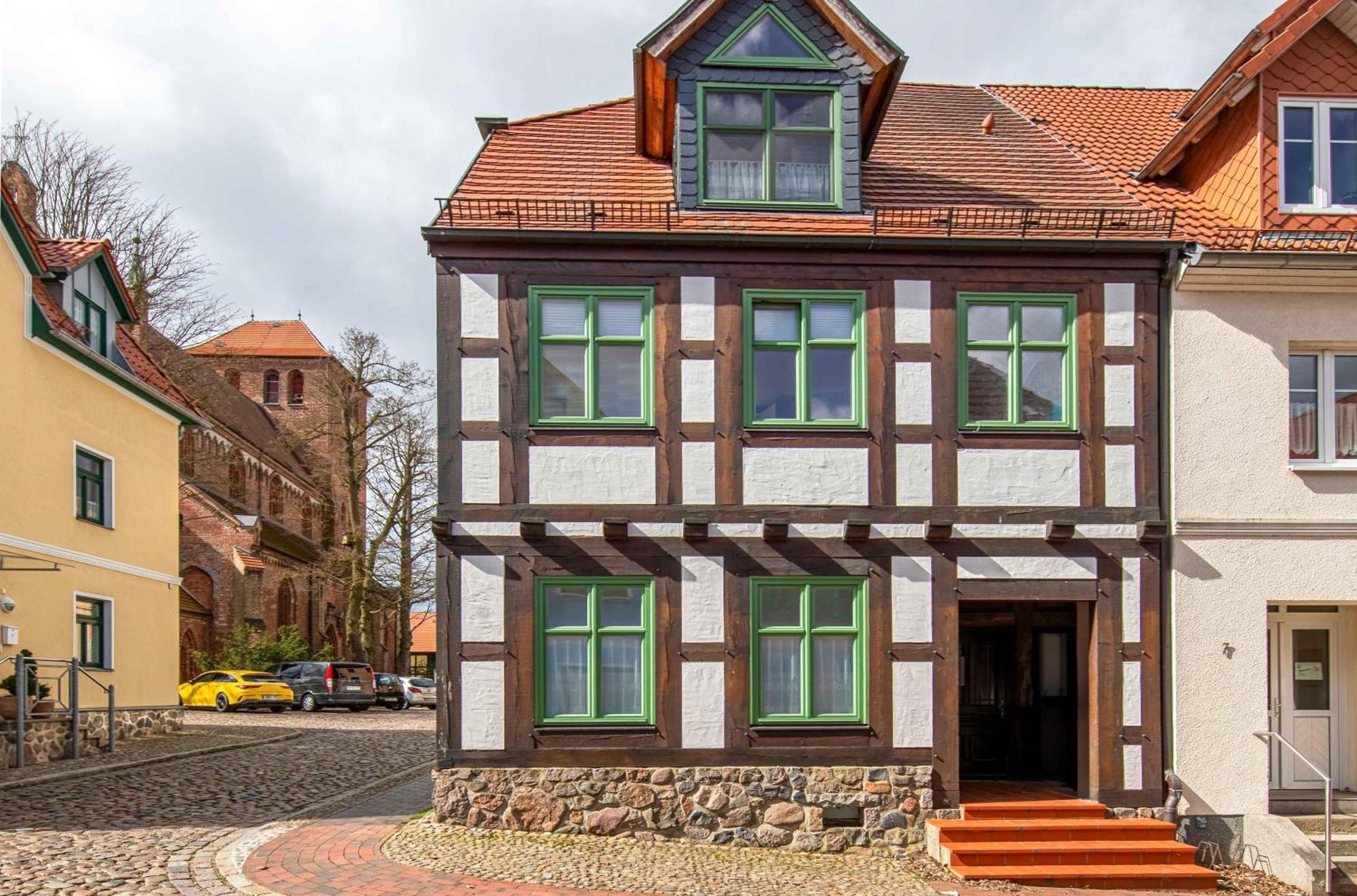 City Apartment An Der Georgenkirche Варен Экстерьер фото